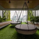 The Hive At Ceylonz Suites