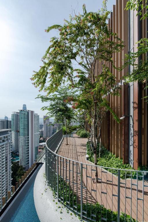 The Hive At Ceylonz